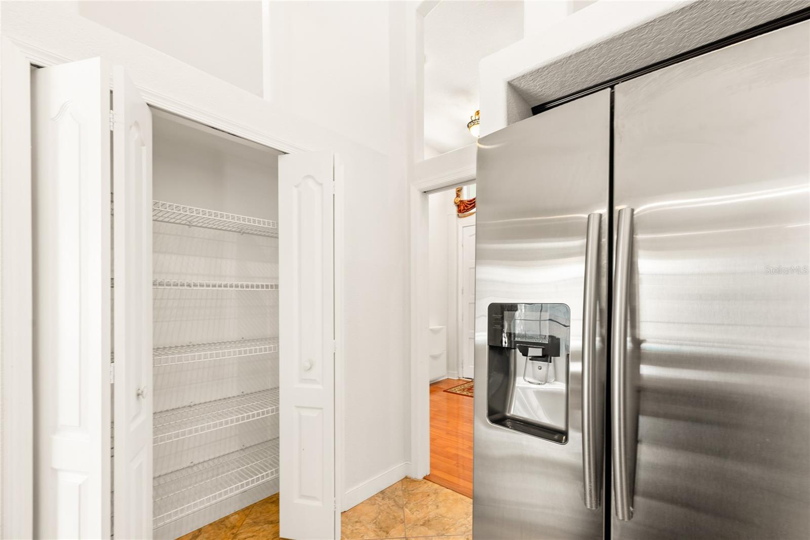 MARBLE HEAD - Residential