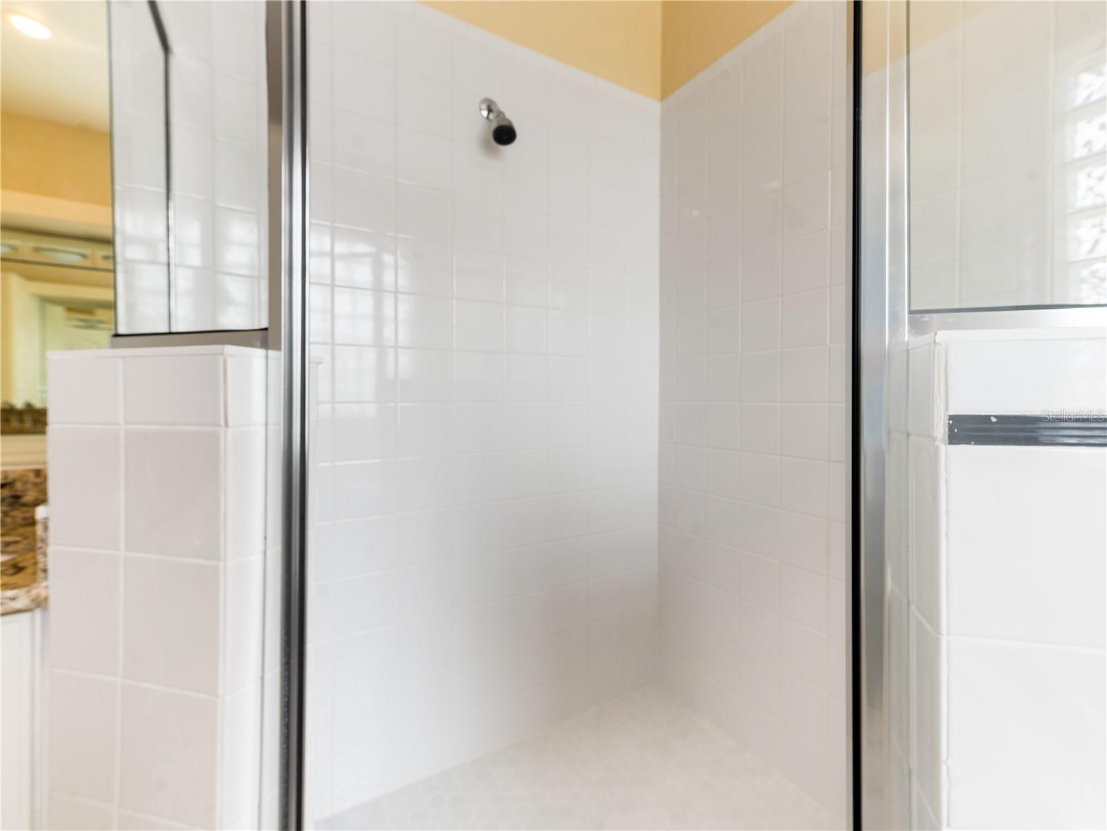 MARBLE HEAD - Residential