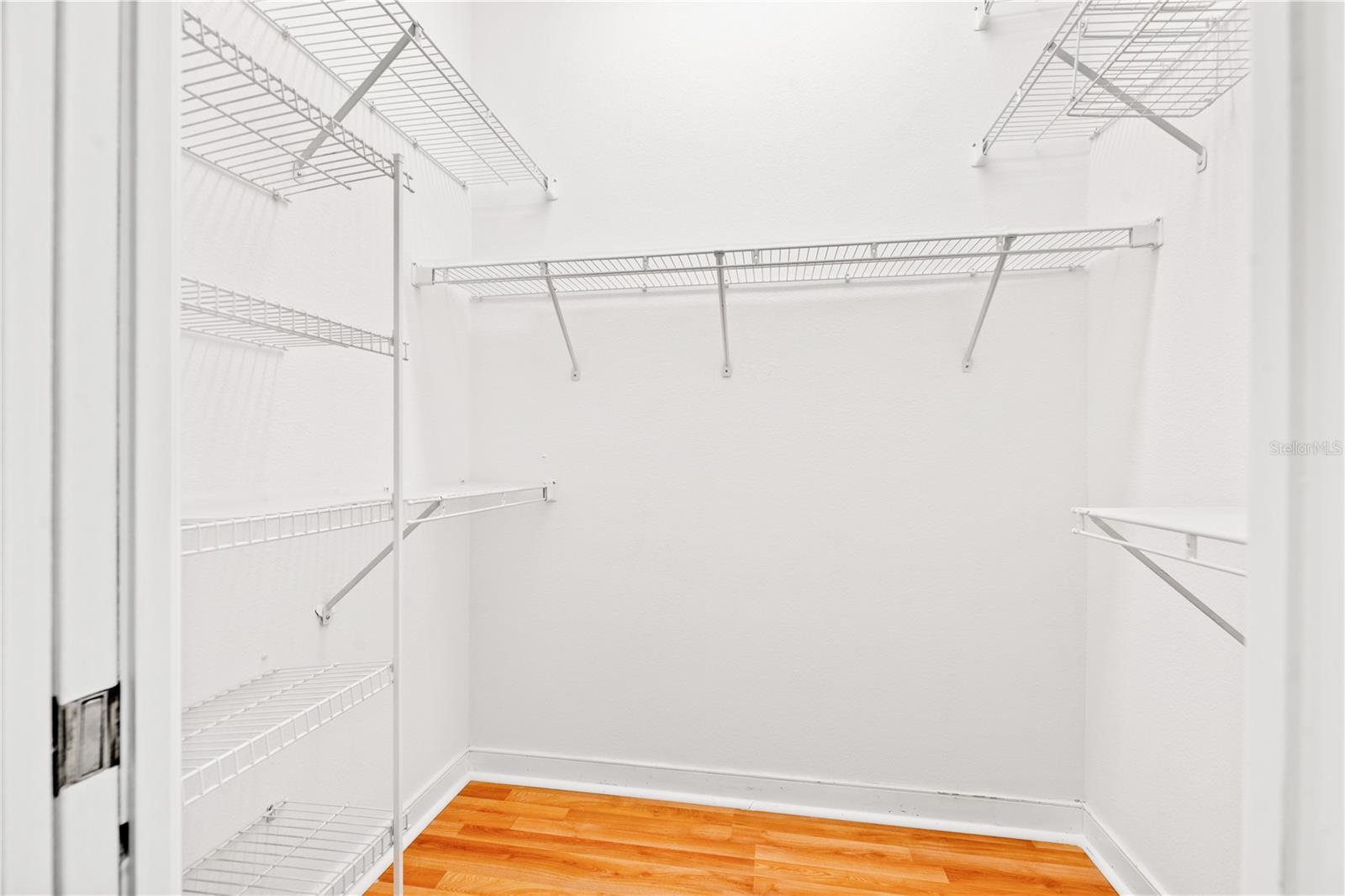 MARBLE HEAD - Residential