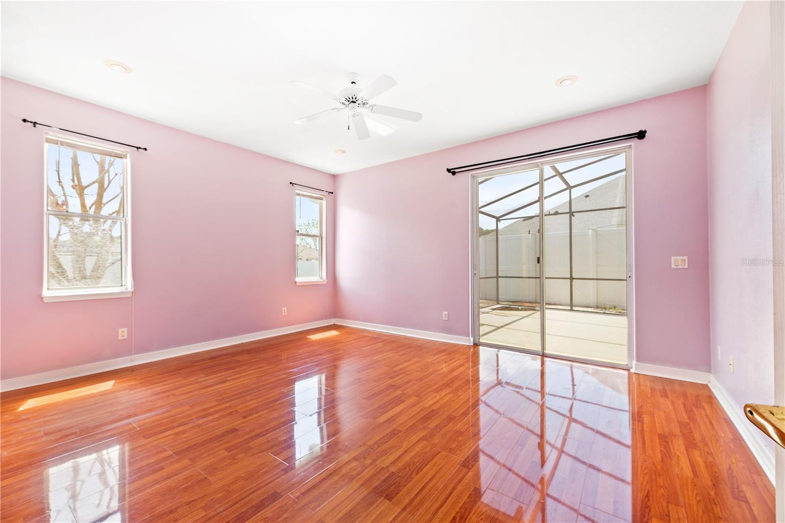 MARBLE HEAD - Residential