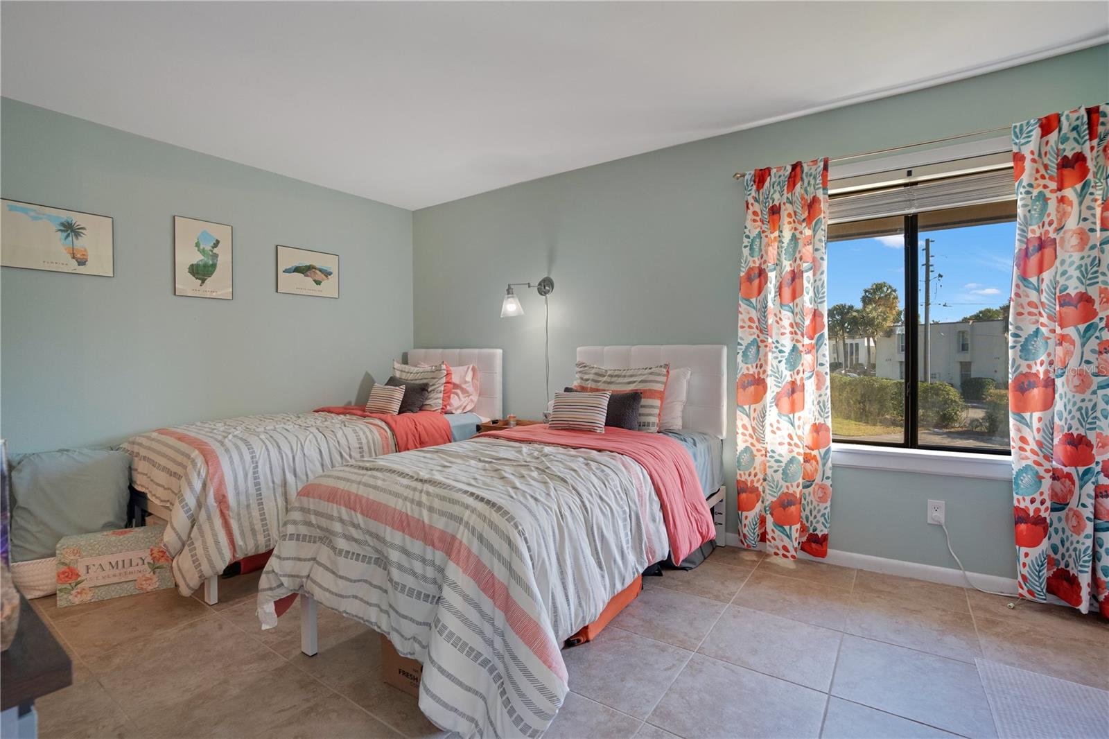 ORIENTA POINT CONDO 1 - Residential