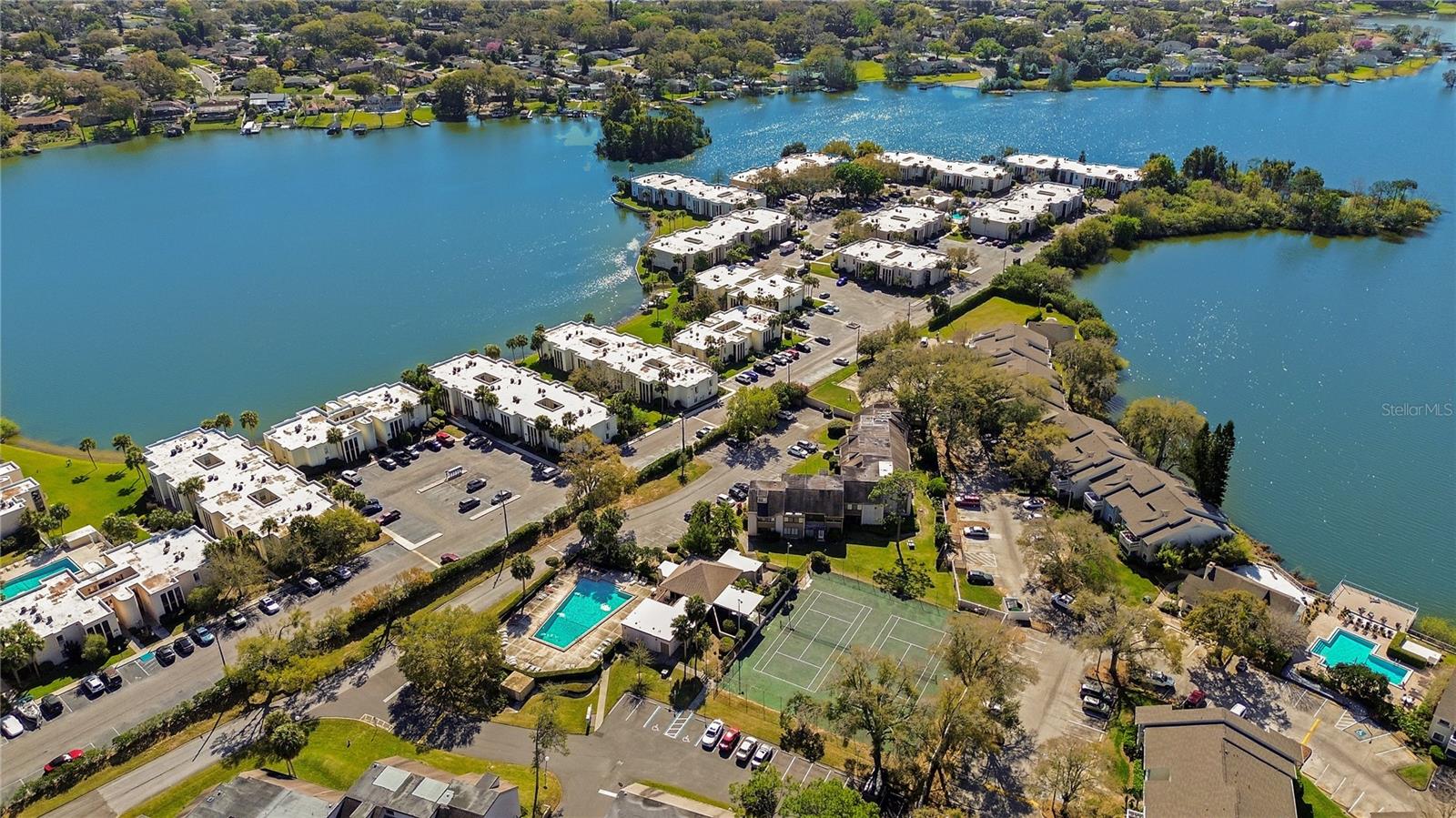 ORIENTA POINT CONDO 1 - Residential
