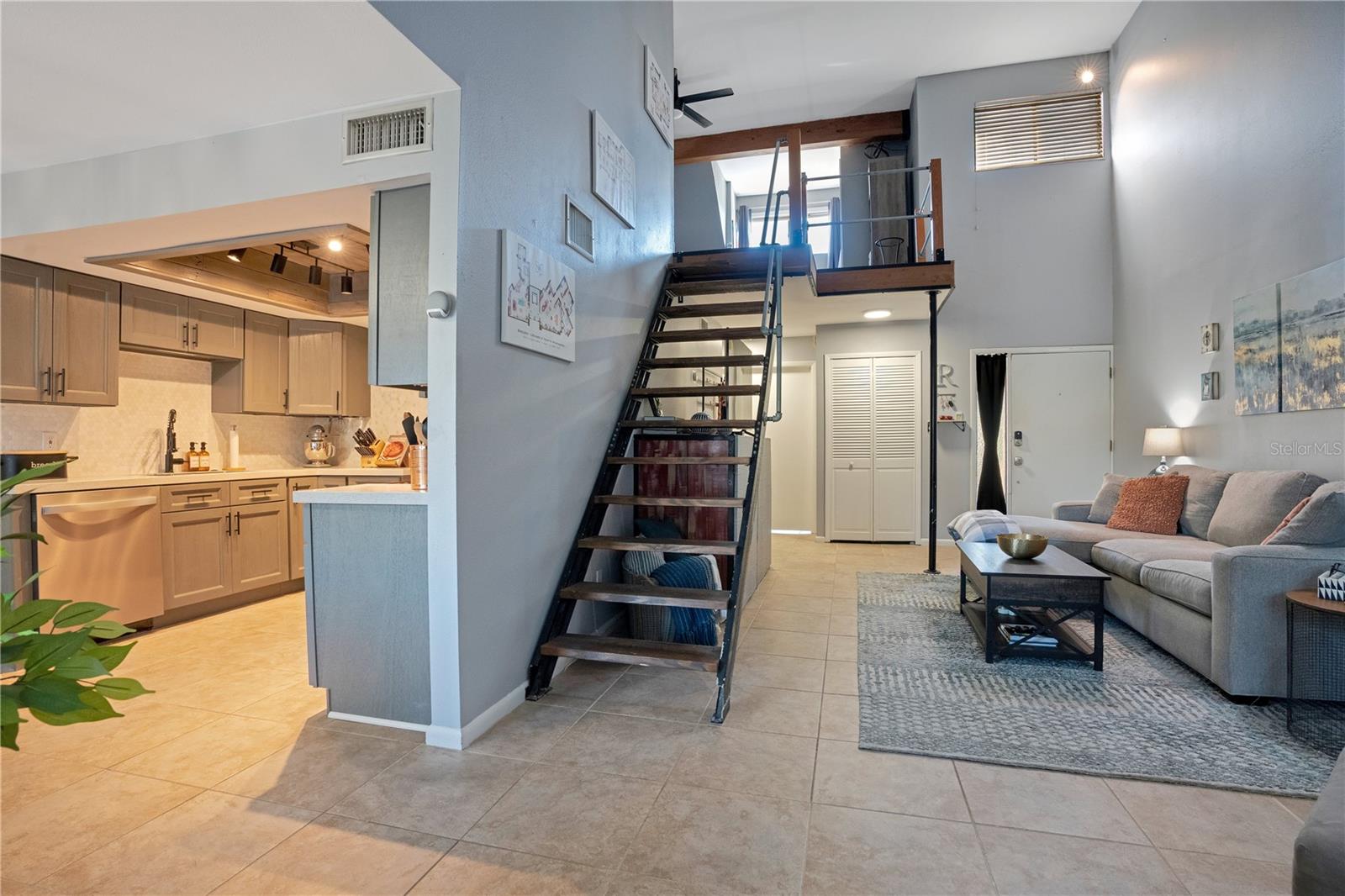 ORIENTA POINT CONDO 1 - Residential