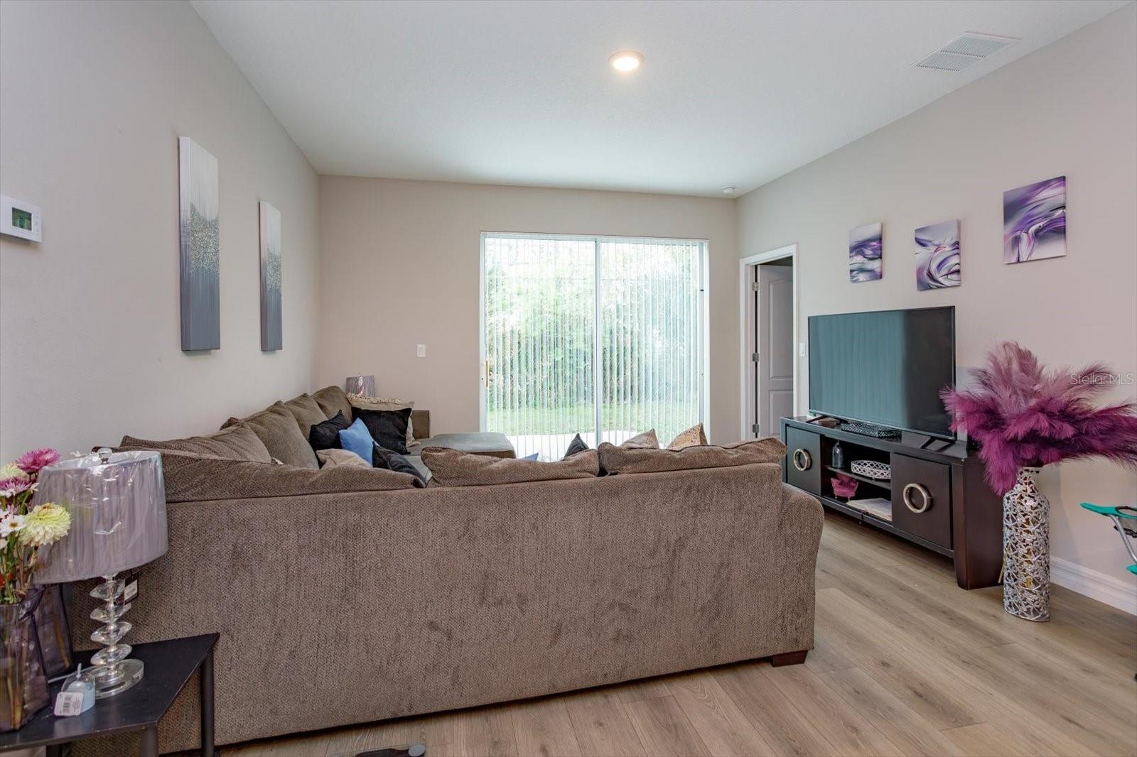 LOVELESS J S ADD 01 - Residential