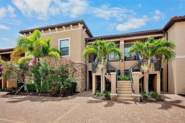 5425 CICERONE ST APT 103, SARASOTA, FL 34238 - Image d173664f1d2a23cecc0d1a899c8c5f52/2657080362