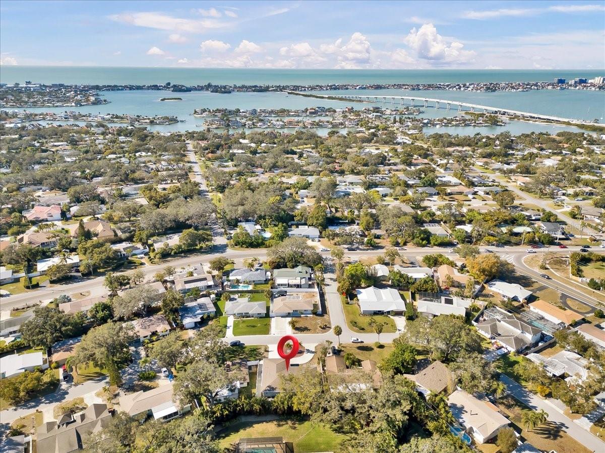 OAKDALE MANOR - Residential