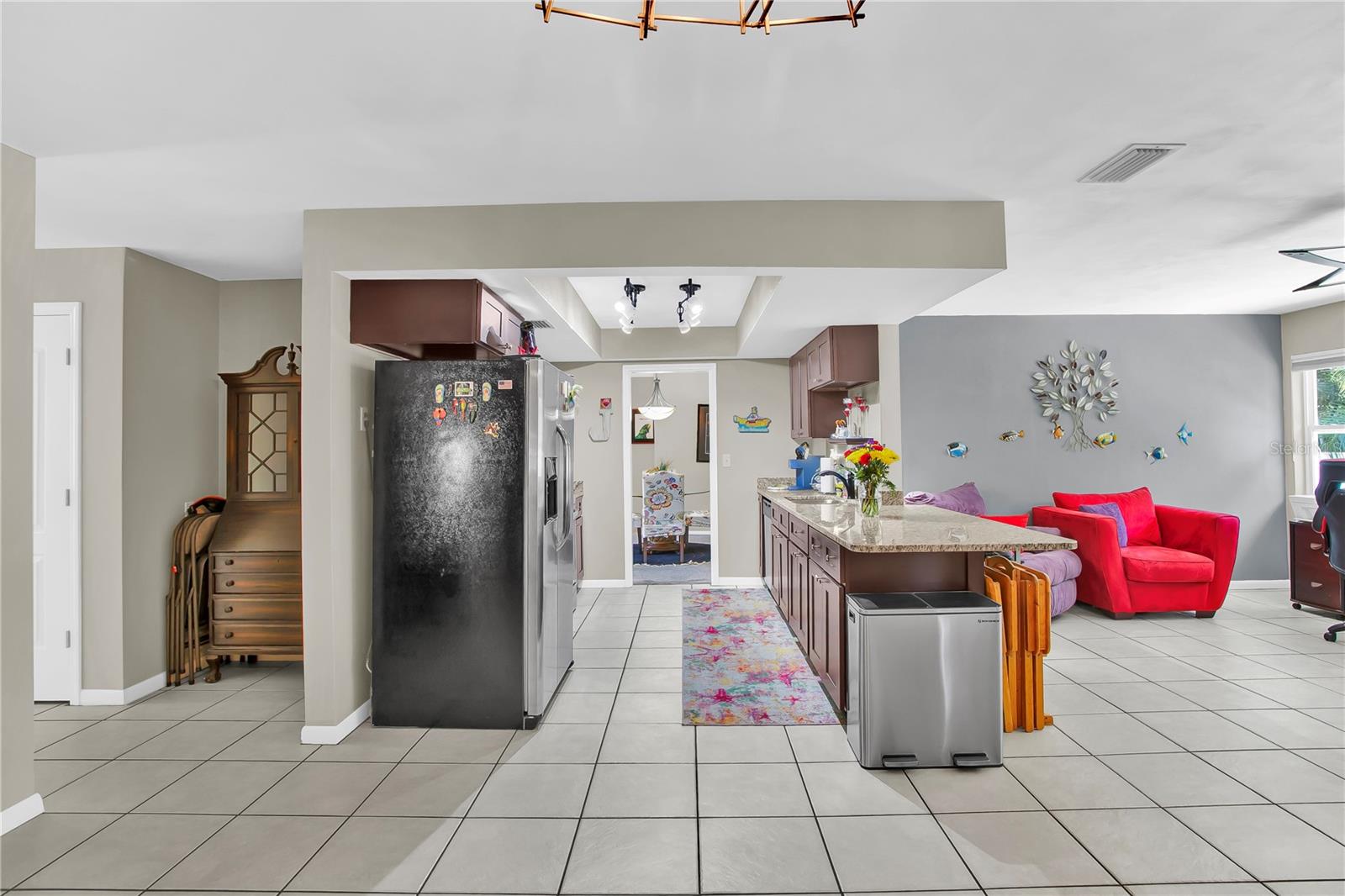 OAKDALE MANOR - Residential