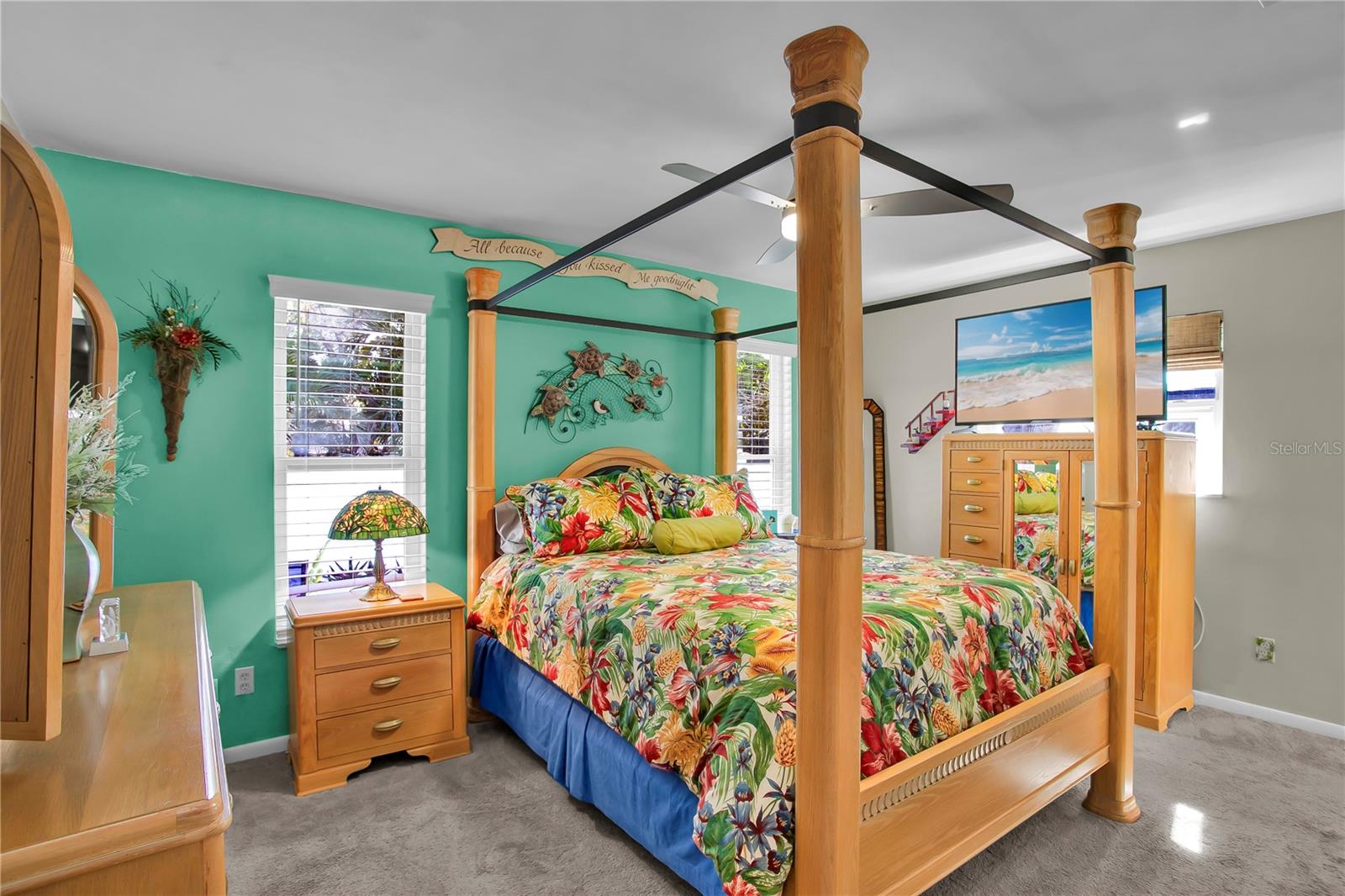 OAKDALE MANOR - Residential