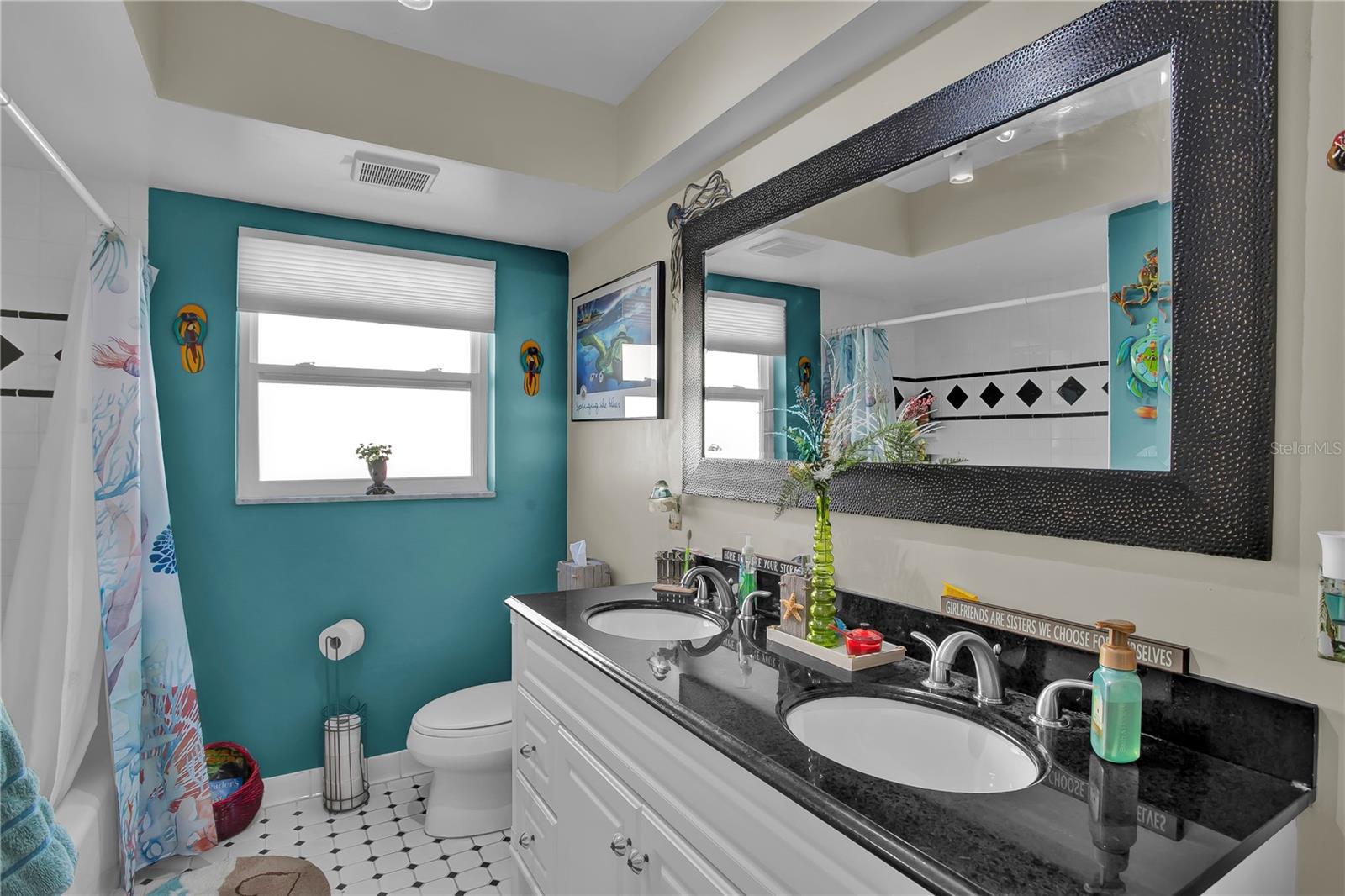 OAKDALE MANOR - Residential