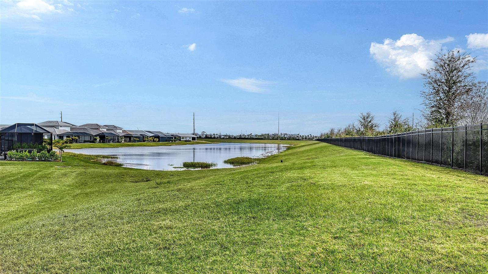 CRESSWIND PH IV - Residential