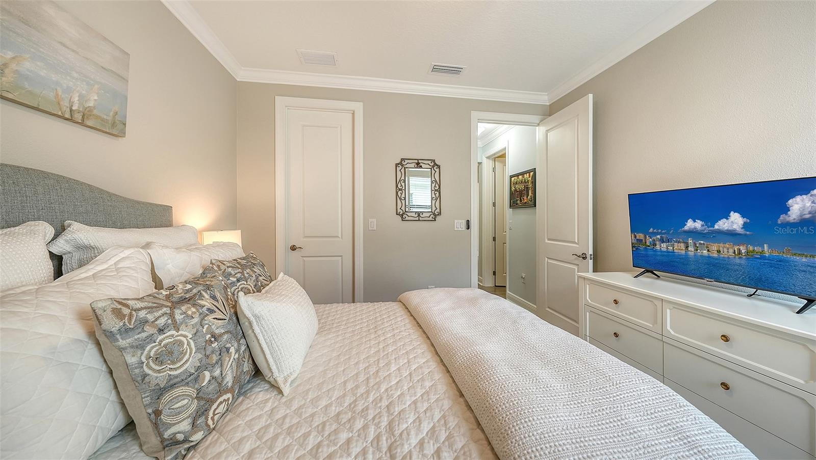 CRESSWIND PH IV - Residential