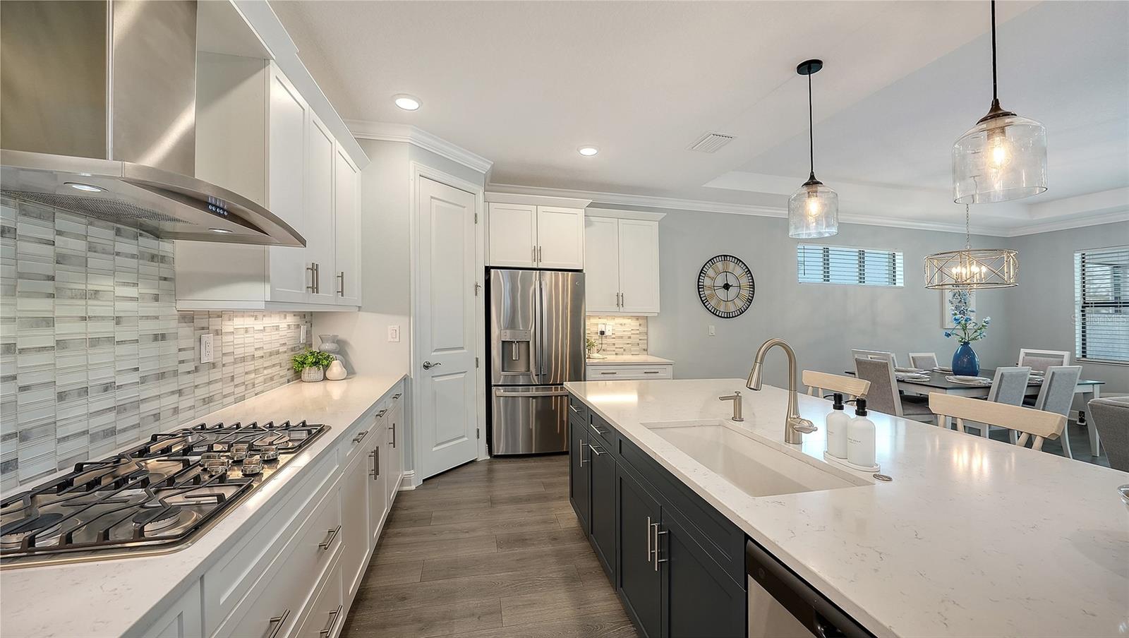 CRESSWIND PH IV - Residential