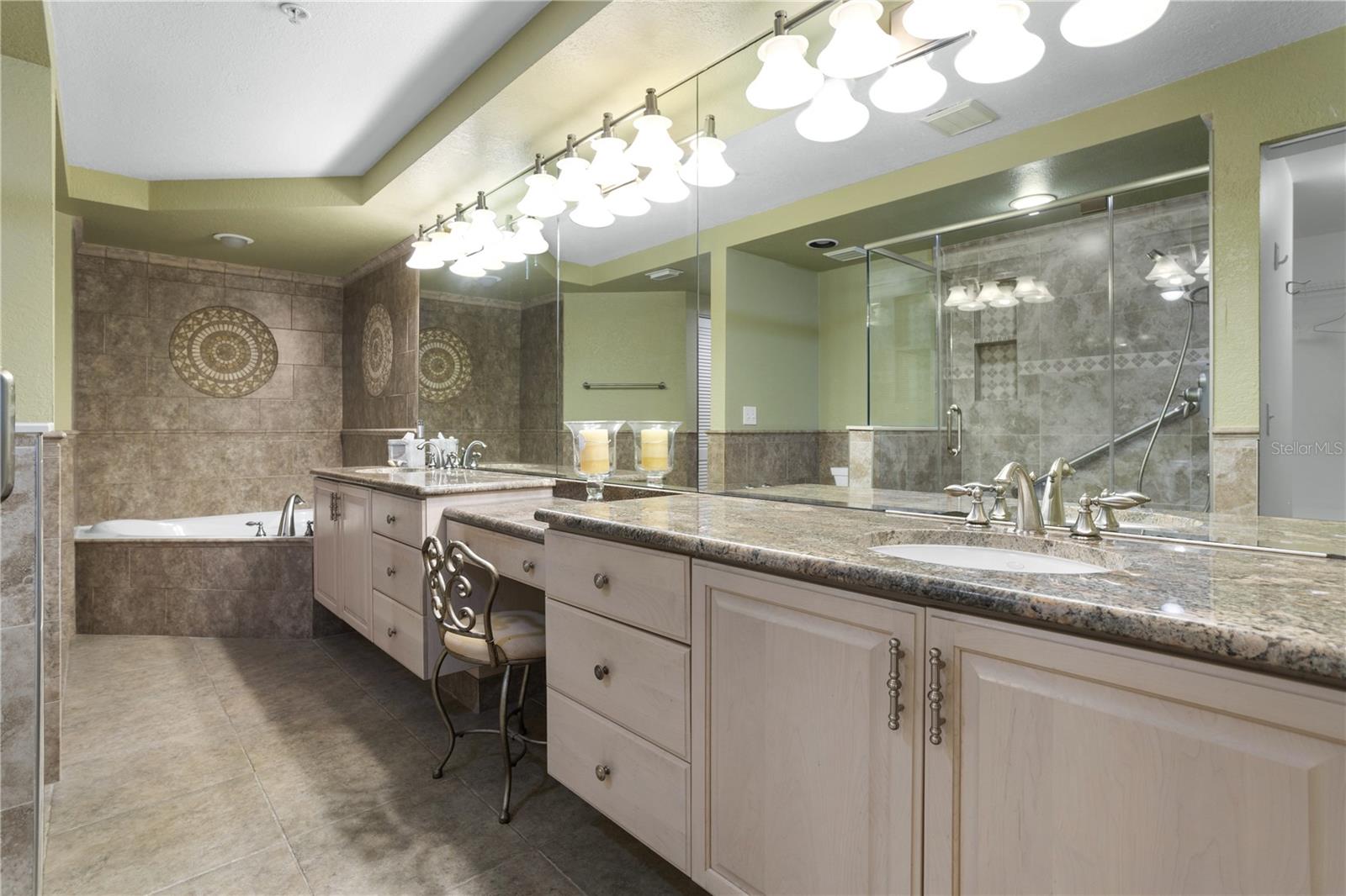 TOWERS EIGHT AND NINE CONDI PH1 - Residential