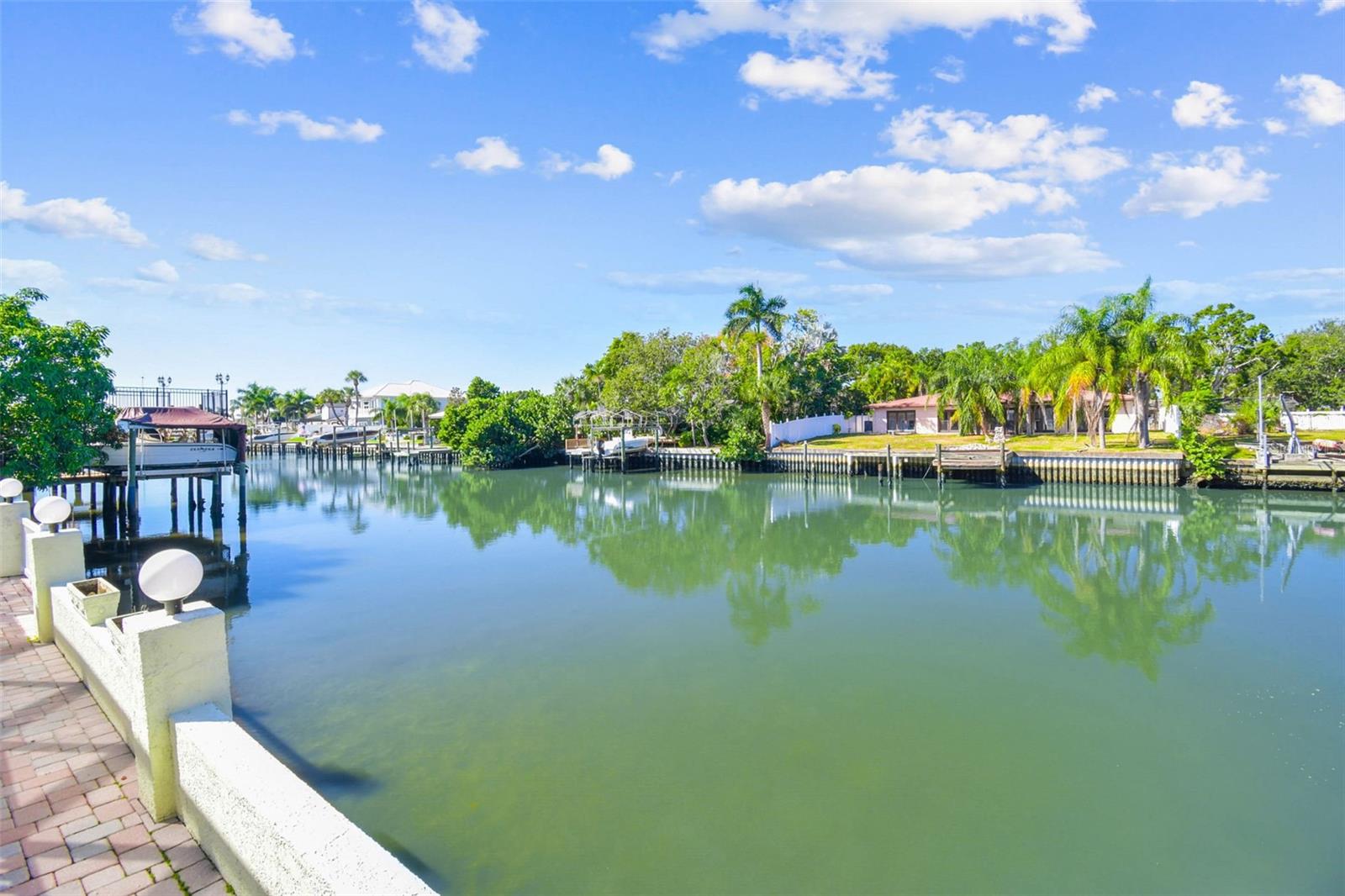 VENETIAN SHORES UNIT 1 - Residential