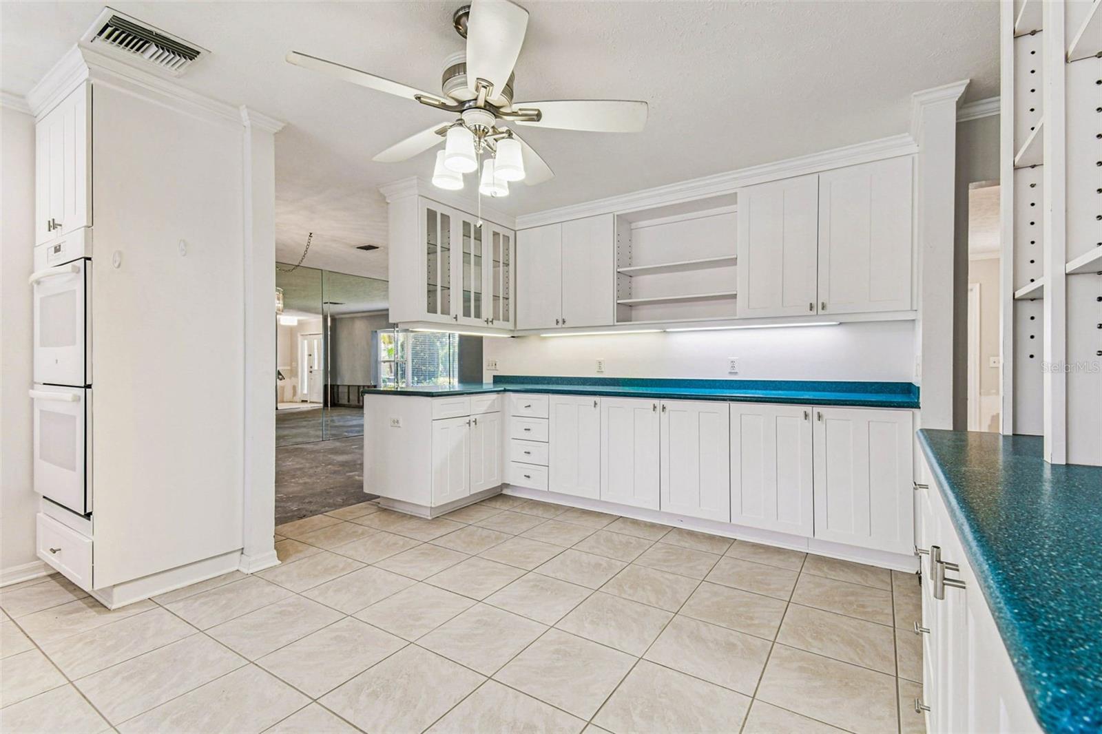 VENETIAN SHORES UNIT 1 - Residential