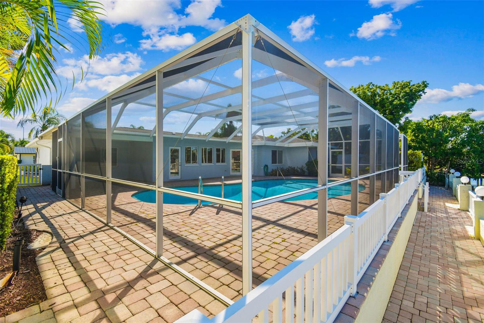 VENETIAN SHORES UNIT 1 - Residential