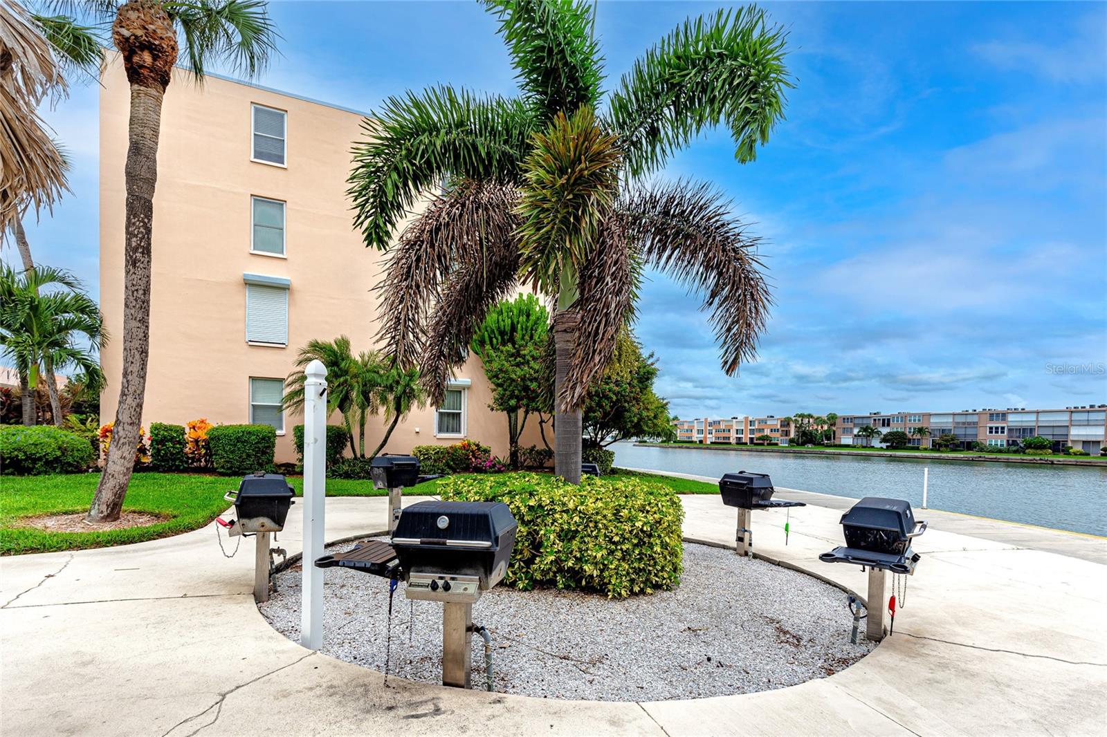 BAY ISLAND GROUP 14 - Residential