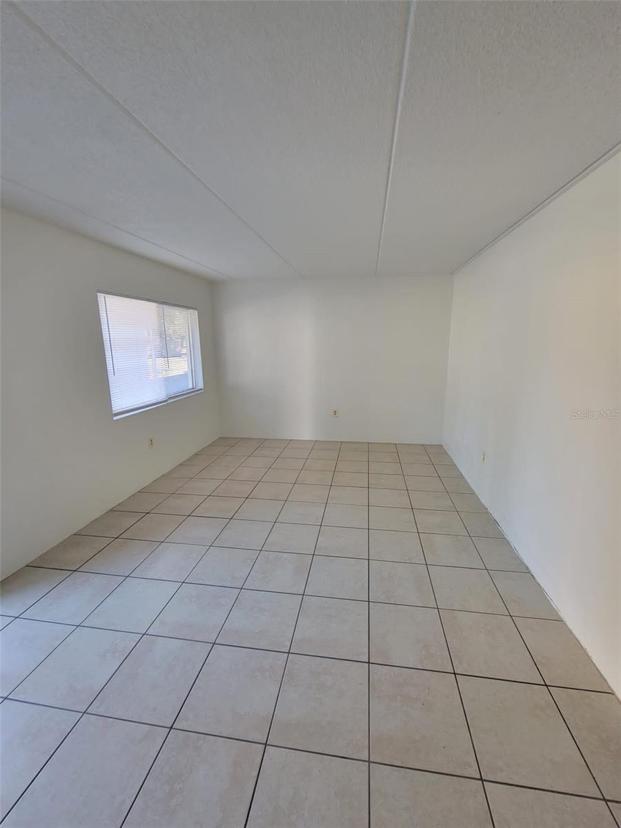 1216 KENNEDY ROAD 9