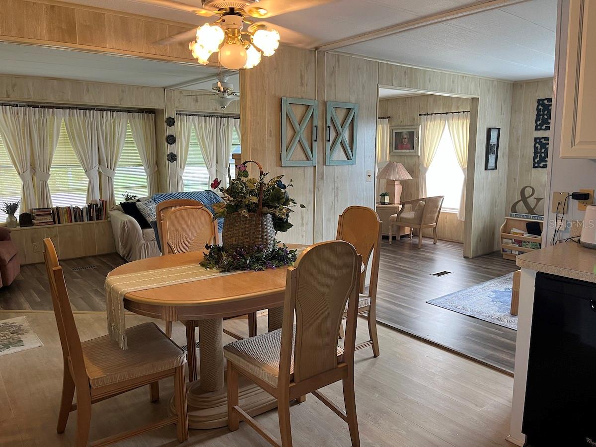 LAKE ARROWHEAD MOBILE VILLAGE PH 03 - Residential