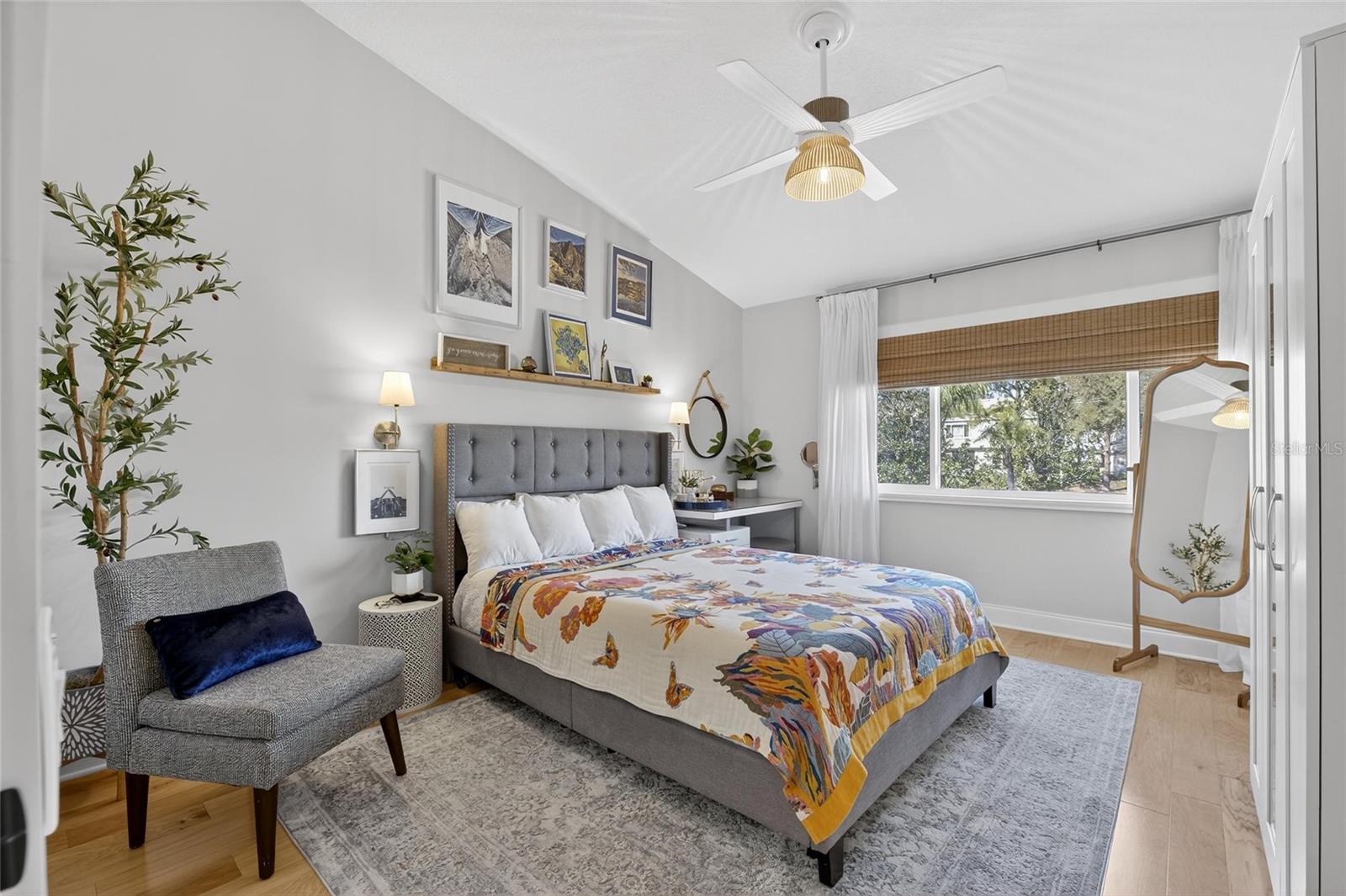 REGENCY KEY TWNHMS - Residential