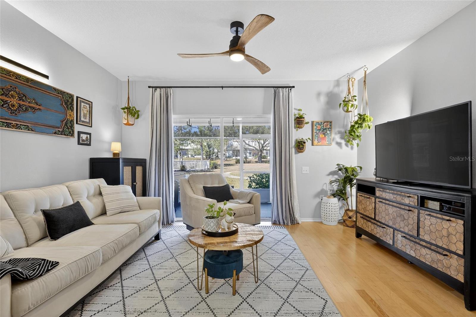 REGENCY KEY TWNHMS - Residential