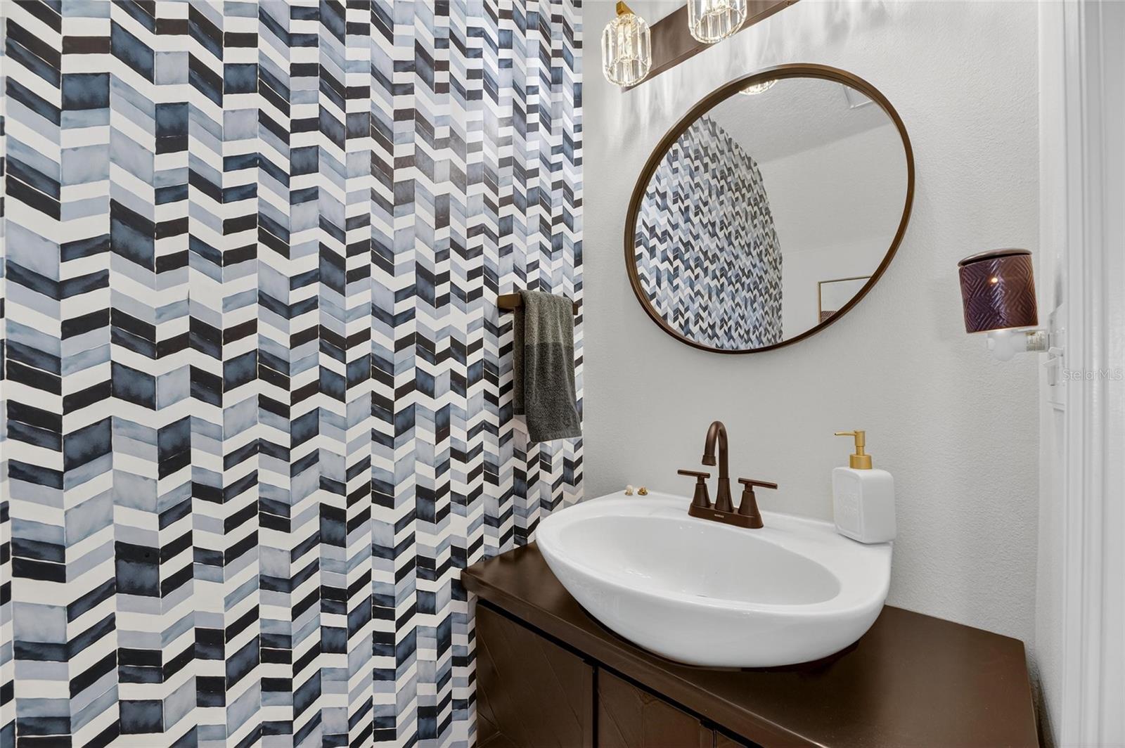 REGENCY KEY TWNHMS - Residential