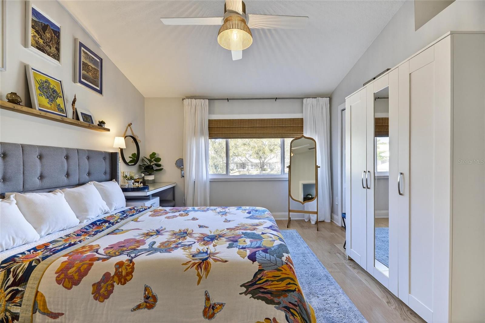 REGENCY KEY TWNHMS - Residential