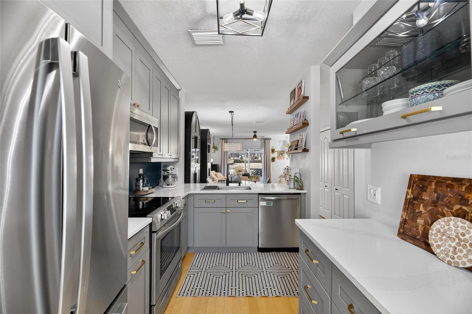 REGENCY KEY TWNHMS - Residential