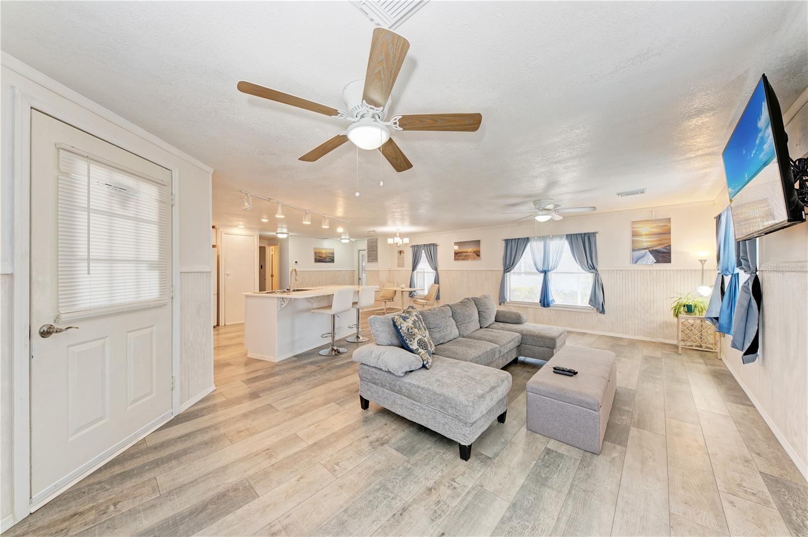 ALAMEDA ISLES - Residential