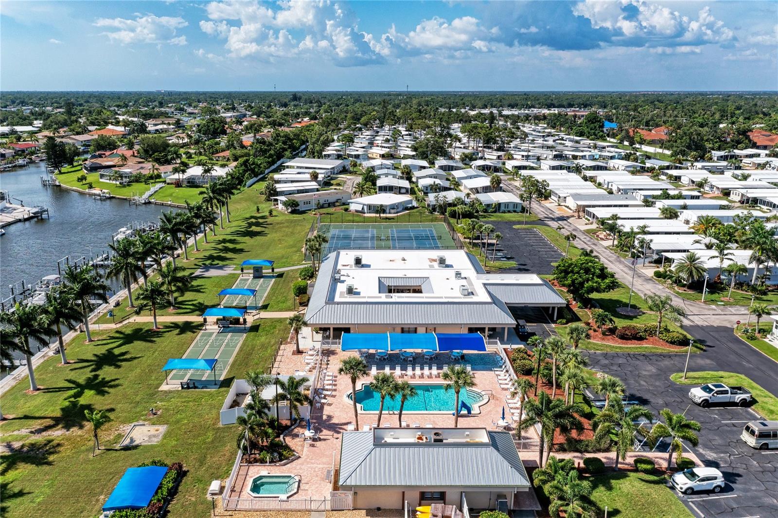 ALAMEDA ISLES - Residential