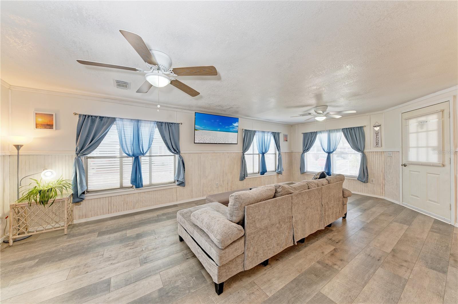 ALAMEDA ISLES - Residential