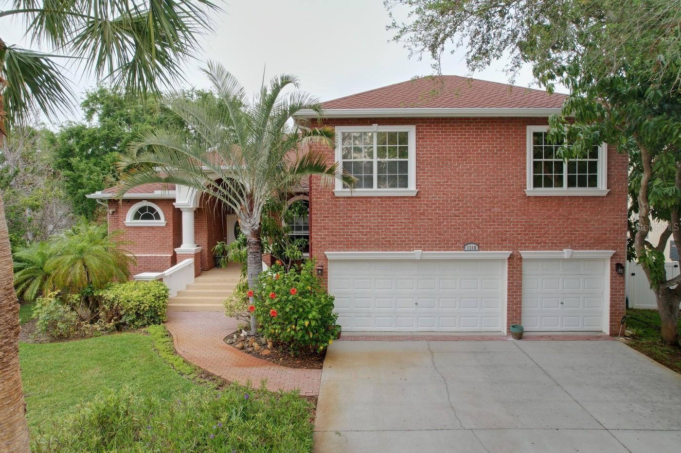 1218 CASTLE TERRACE