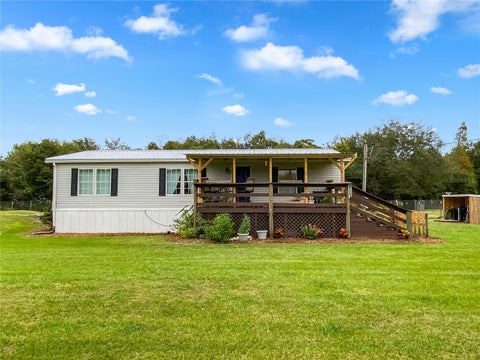 Photo of 5212 Franklin Woodland Drive, Plant City, FL 33565 (MLS # TB8546081)
