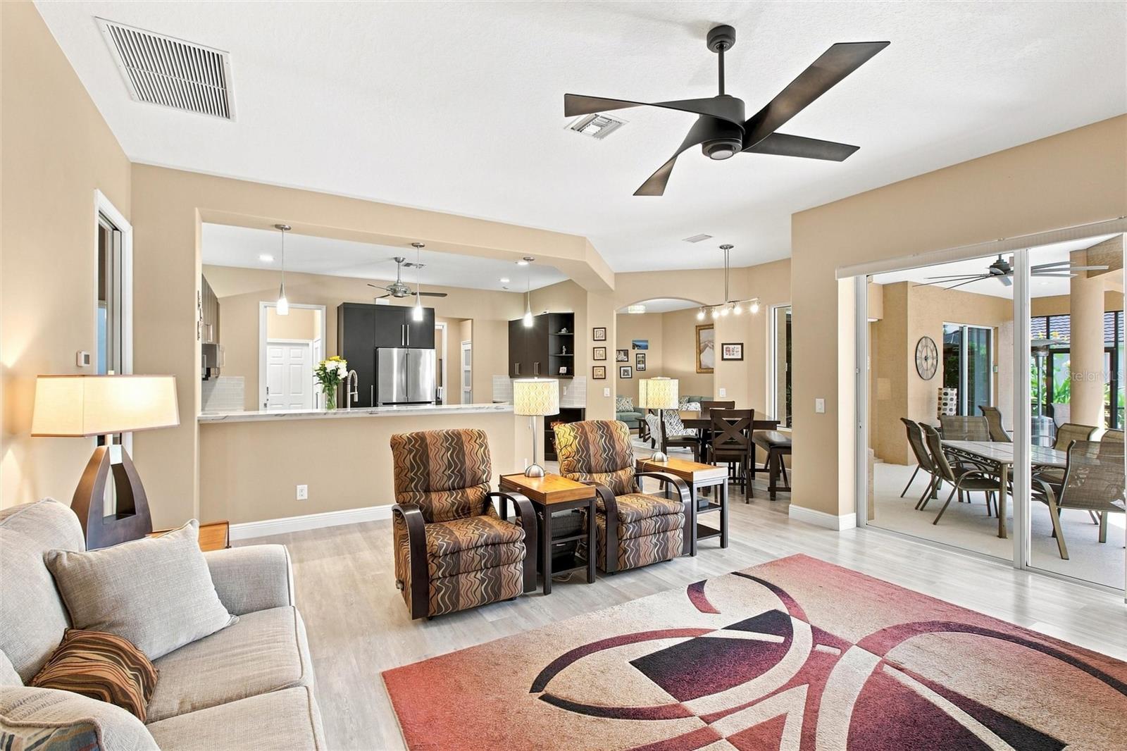 616 COUNTRY MEADOWS WAY, BRADENTON, FL, 34212 4 616 COUNTRY MEADOWS WAY