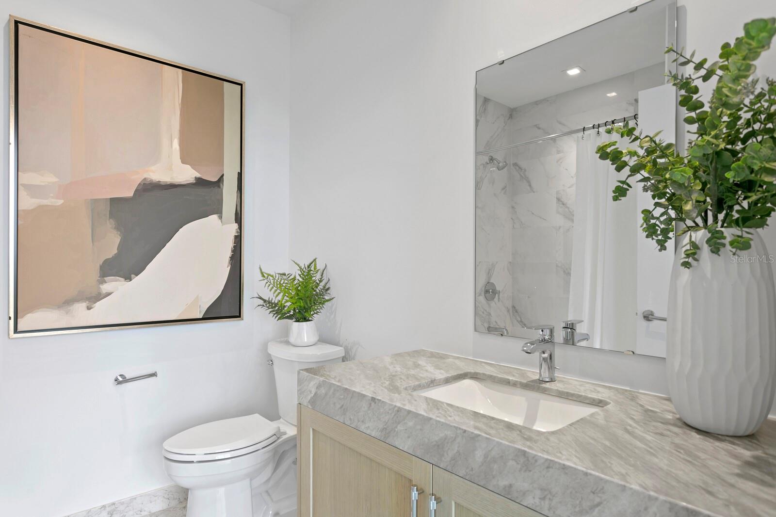 RITZ CARLTON RESIDENCES 3105 BAY OAKS CONDO PLC - Residential