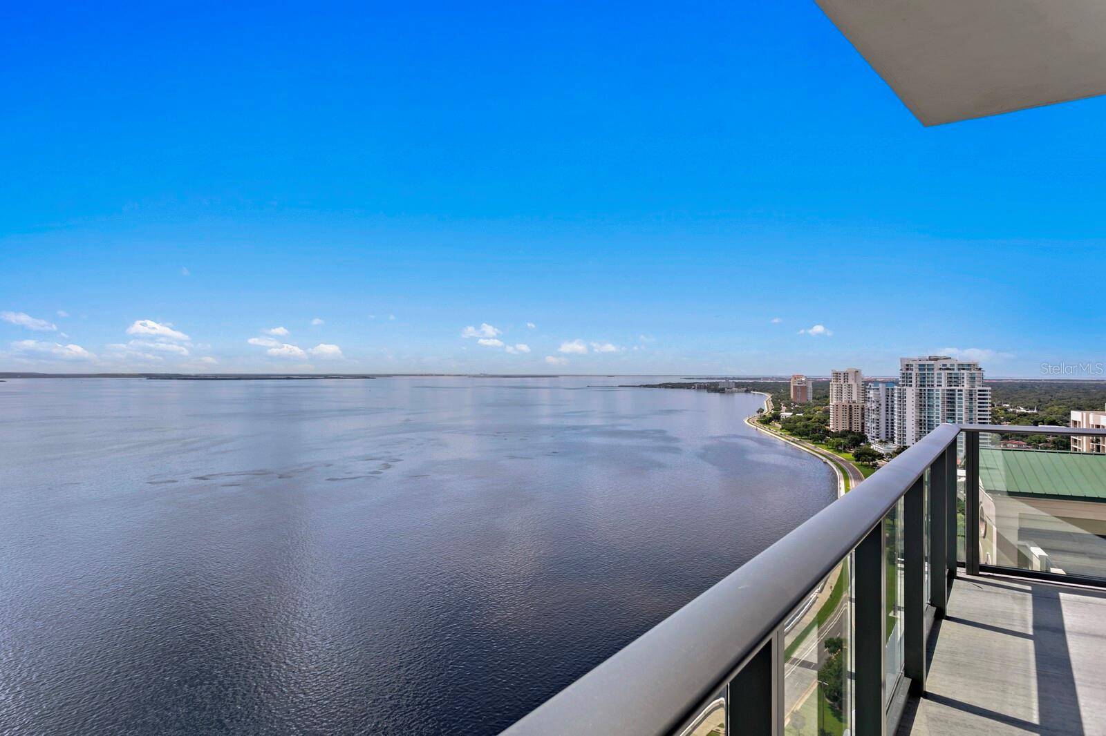 RITZ CARLTON RESIDENCES 3105 BAY OAKS CONDO PLC - Residential