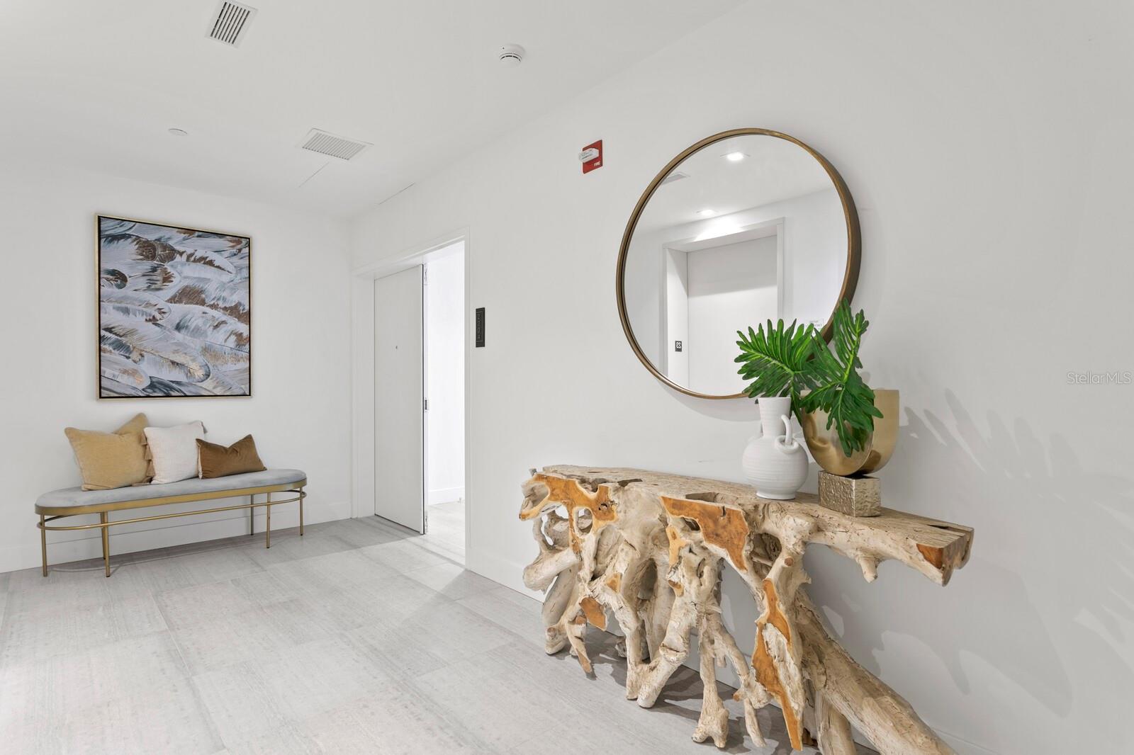 RITZ CARLTON RESIDENCES 3105 BAY OAKS CONDO PLC - Residential