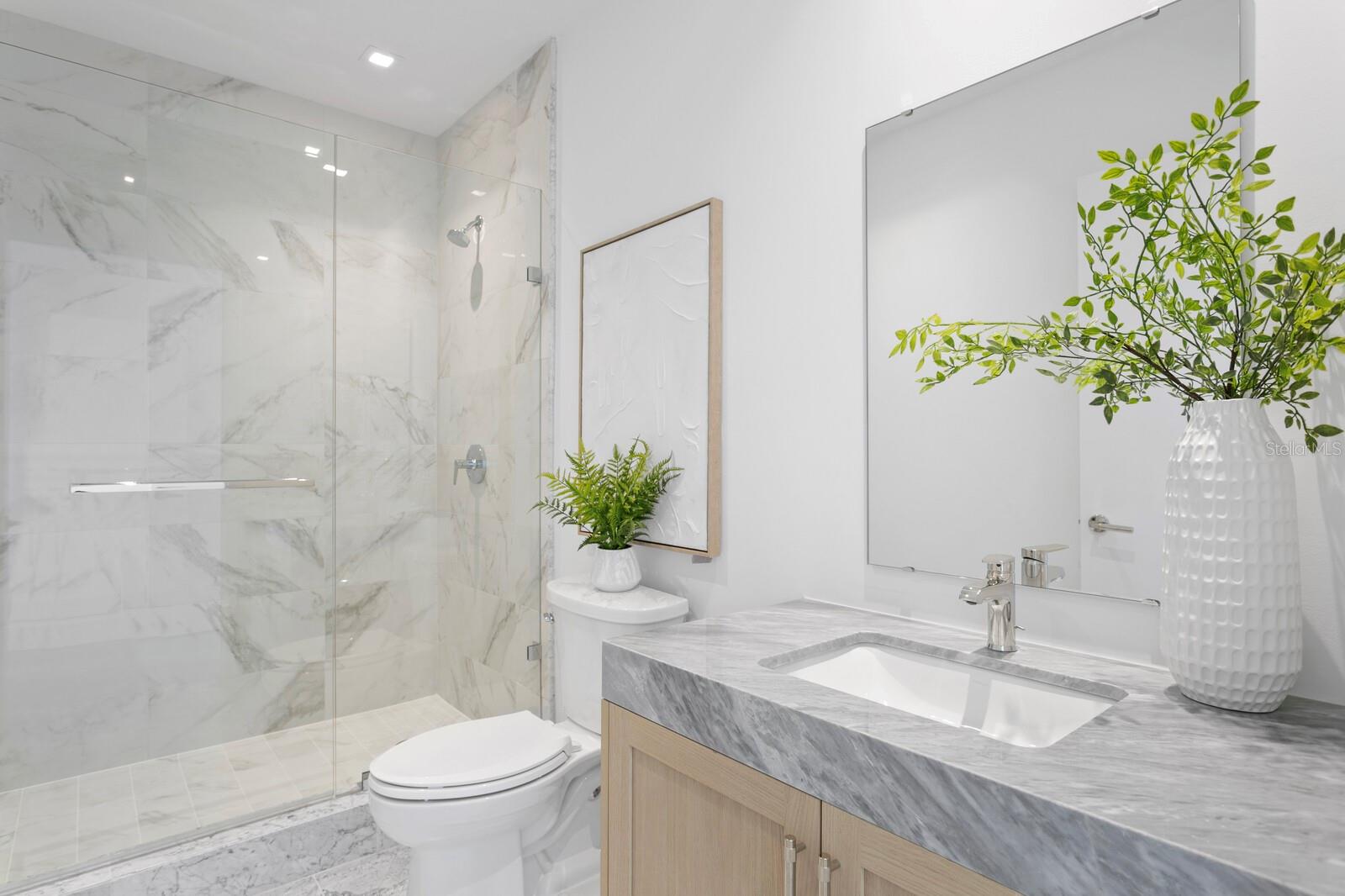 RITZ CARLTON RESIDENCES 3105 BAY OAKS CONDO PLC - Residential