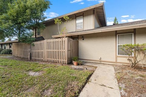 Photo of 903 Buck Court, Brandon, FL 33511 (MLS # TB8428131)