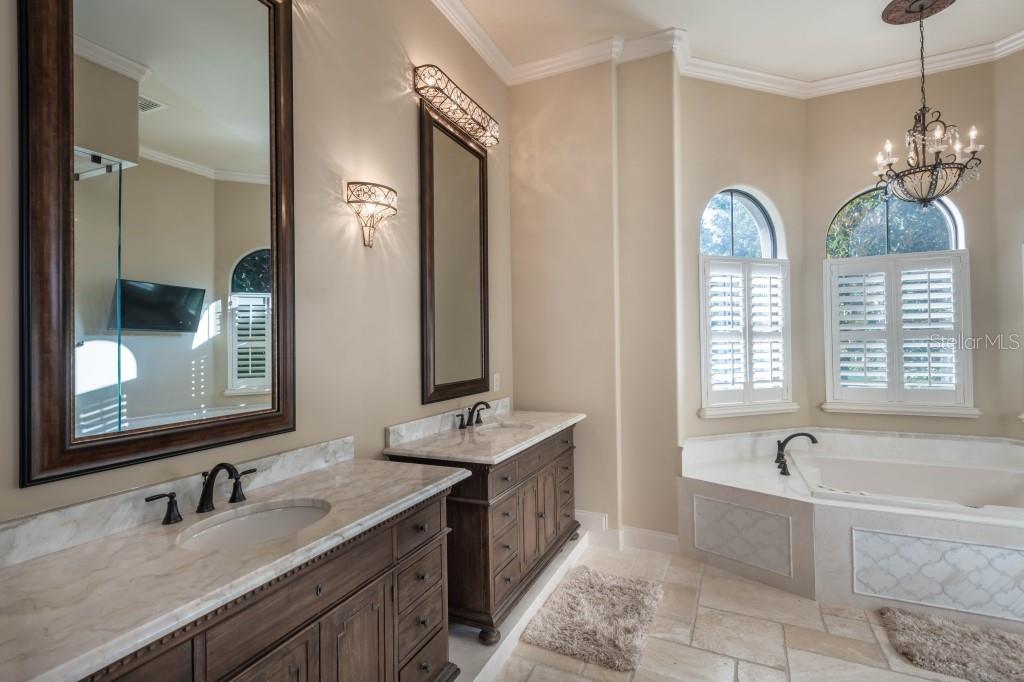 KEENES POINTE 46/104 - Residential