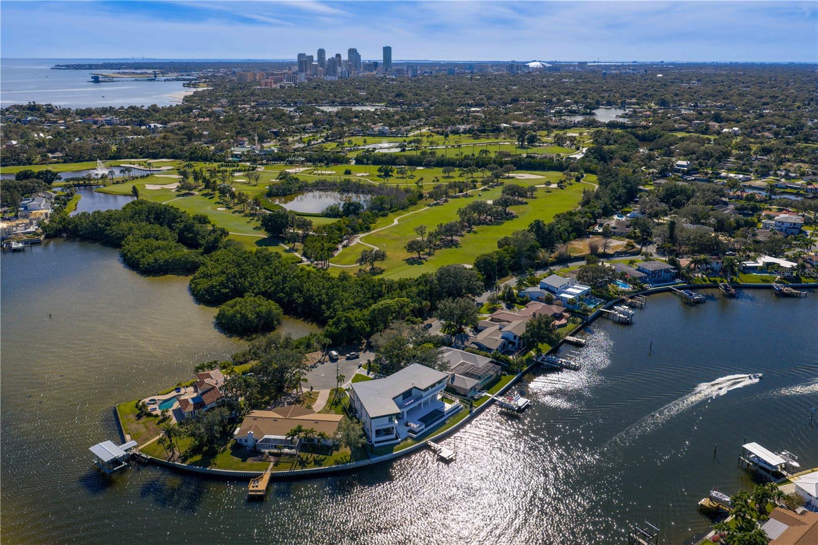 1075 31ST TERRACE NE