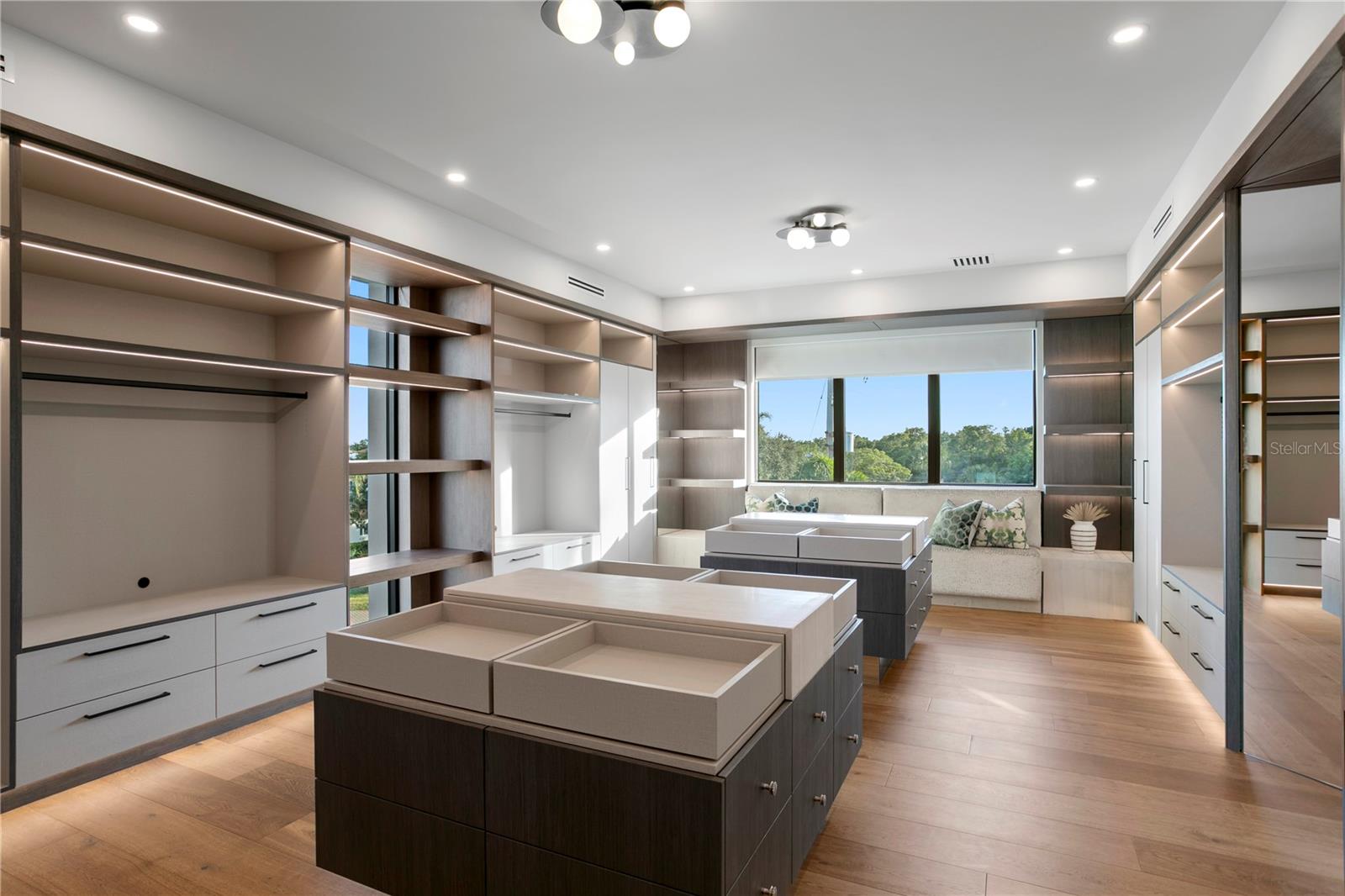 SNELL ISLE ESTATES PT REP - Residential