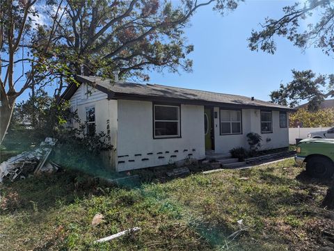 A home in PINELLAS PARK