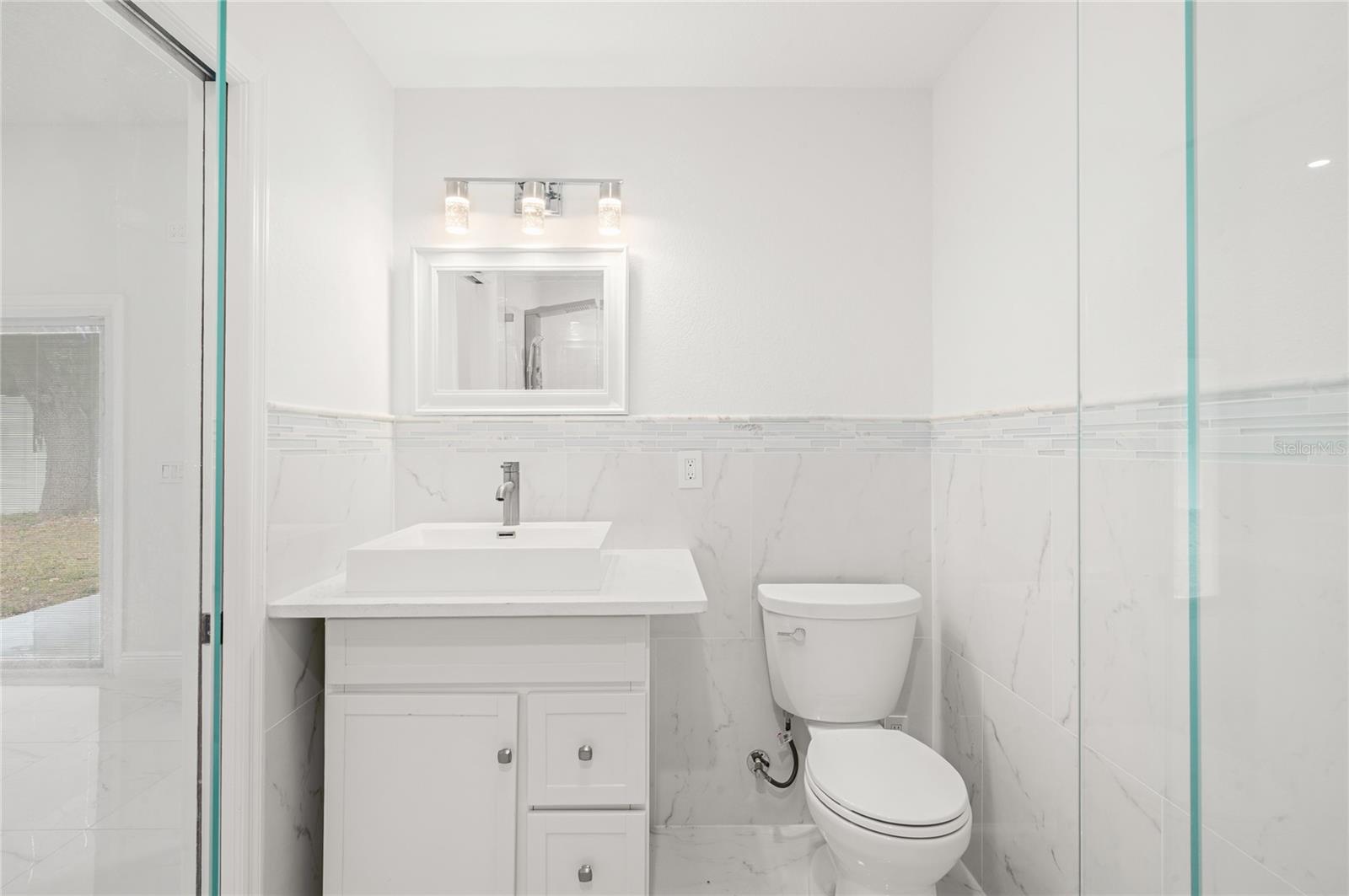 VALENCIA PLACE - Residential