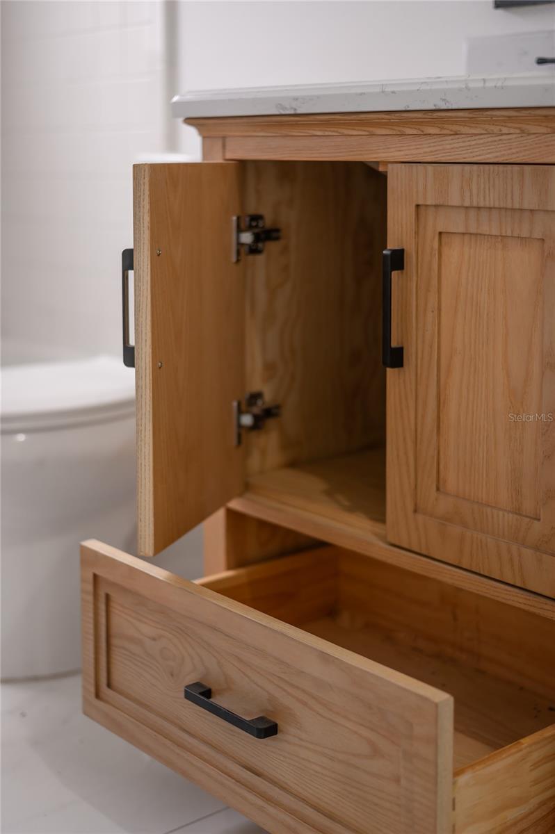 VALENCIA PLACE - Residential