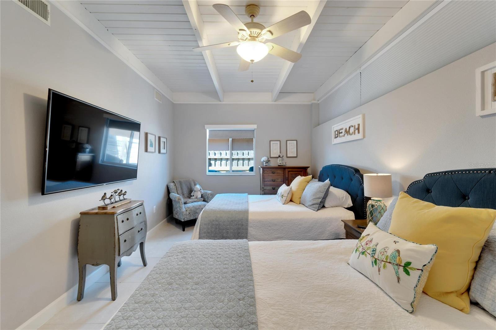 PARADISE ISLAND 1ST ADD - Residential