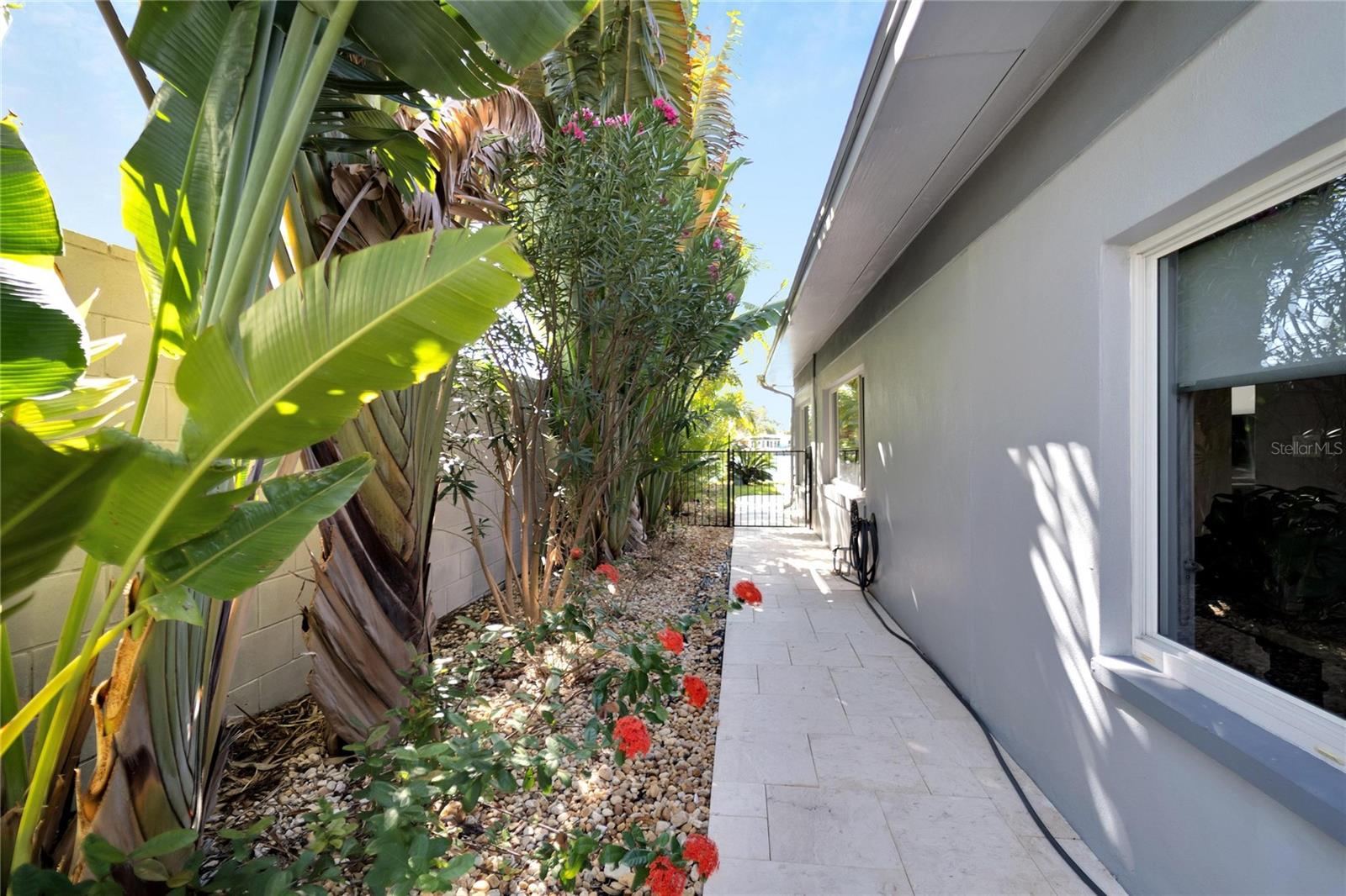 PARADISE ISLAND 1ST ADD - Residential