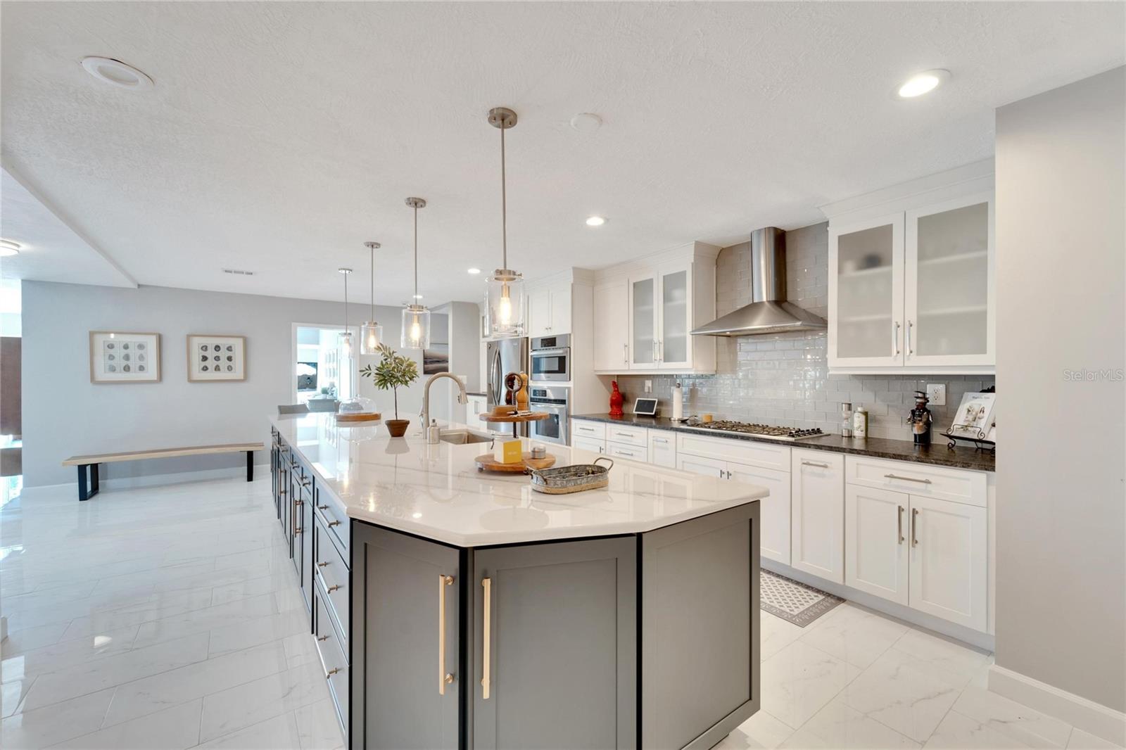 PARADISE ISLAND 1ST ADD - Residential