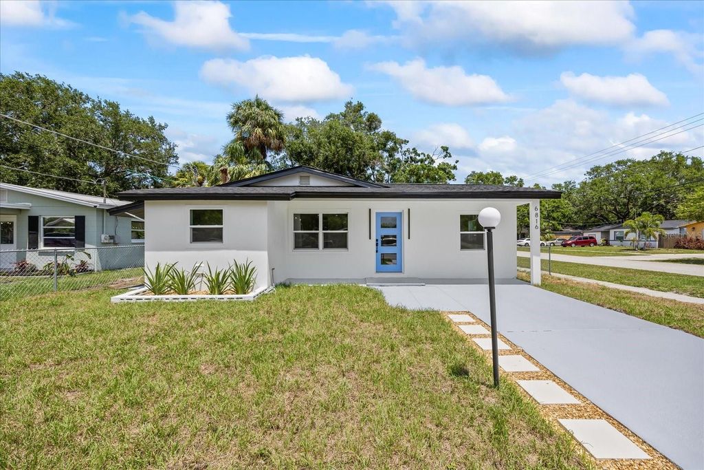 Photo of 6816 S Hesperides Street, Tampa, FL 33616 (MLS # TB8393381)