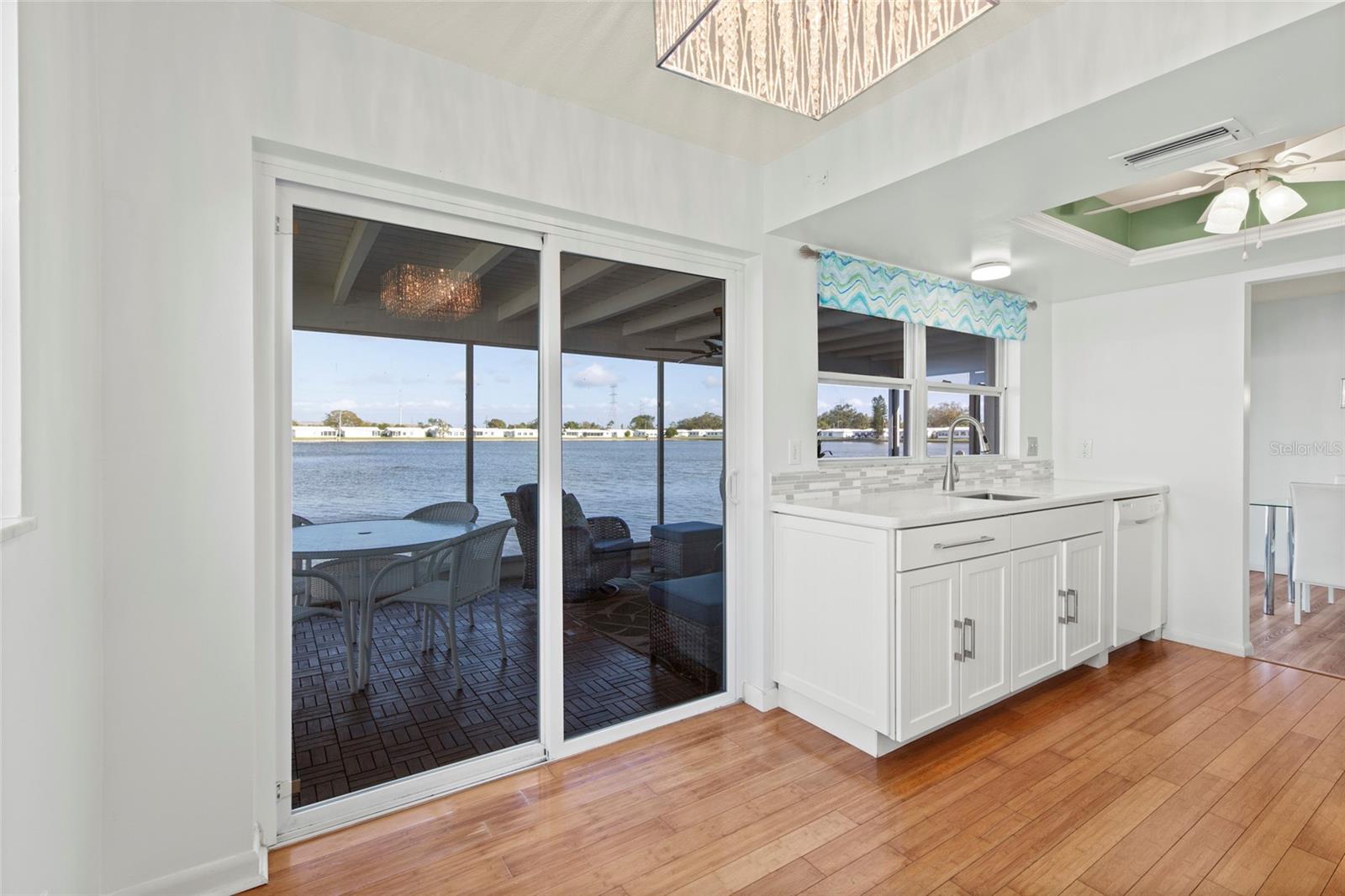 9785 MAINLANDS BOULEVARD W 1-B